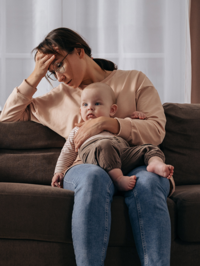 كيف تحمين مشاعرك من إنهاك الأمومة؟
