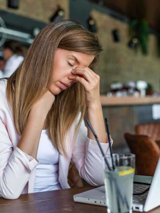 الوعي بالنفس.. متى يصبح عبئًا بدل أن يكون قوة؟
